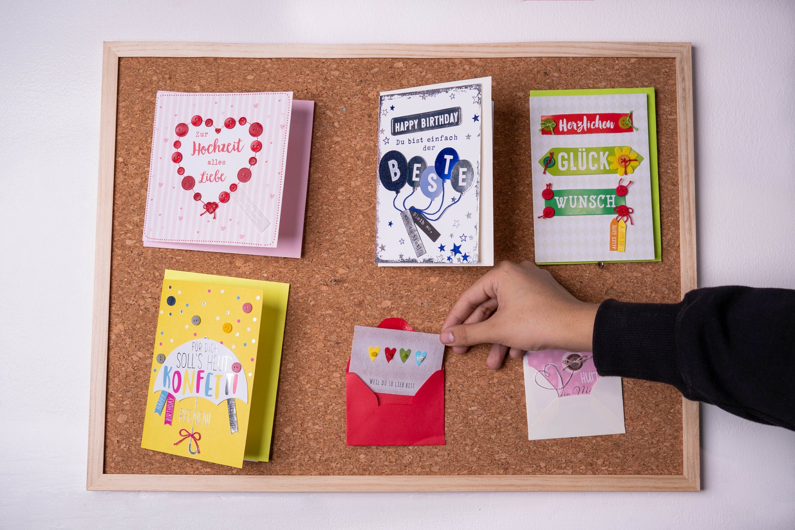 Colored Graphic Papers and Paperboards - Image 9